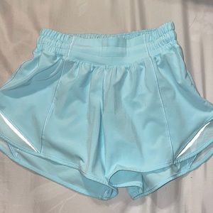 Lululemon Hotty Hot 4” Shorts